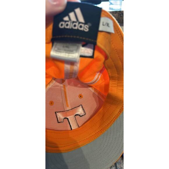 6 Hat Lot of Various Baseball Hats - Picture 2 of 3